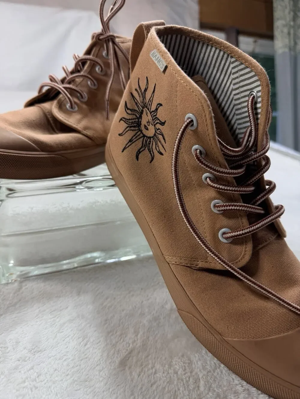 Bangs Shoes Sun Moon Embroidered High Top Canvas Sneakers Tan Mens 7.5 Wmns 9